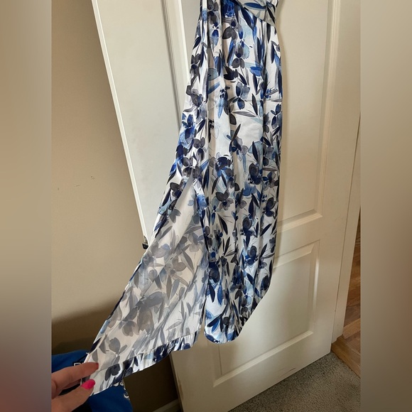 DKNY Floral Blue and White Belted Sleeveless Dress Women’s Size 2 - Picture 4 of 14